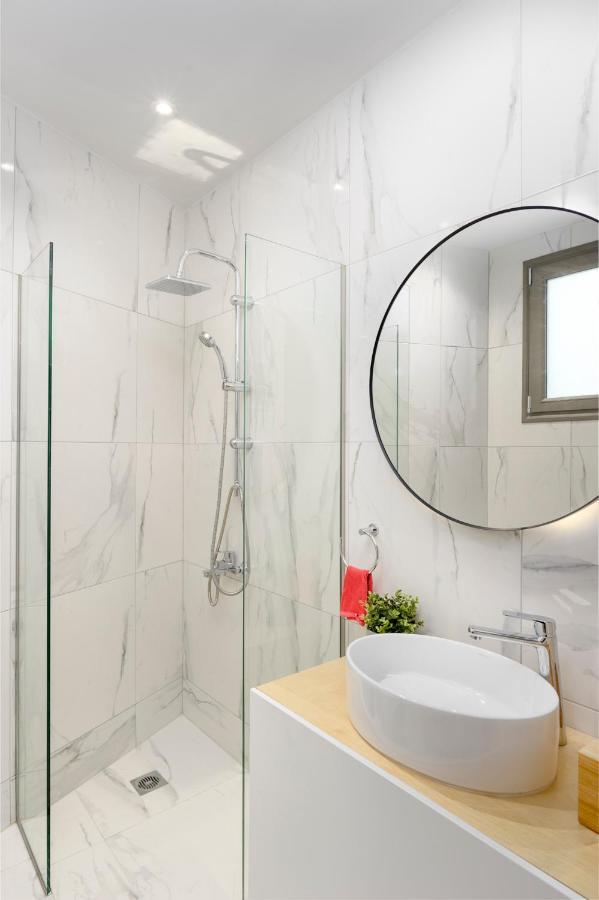 Ioannina In - Central & Modern Apt 36M2 Lake View Luaran gambar